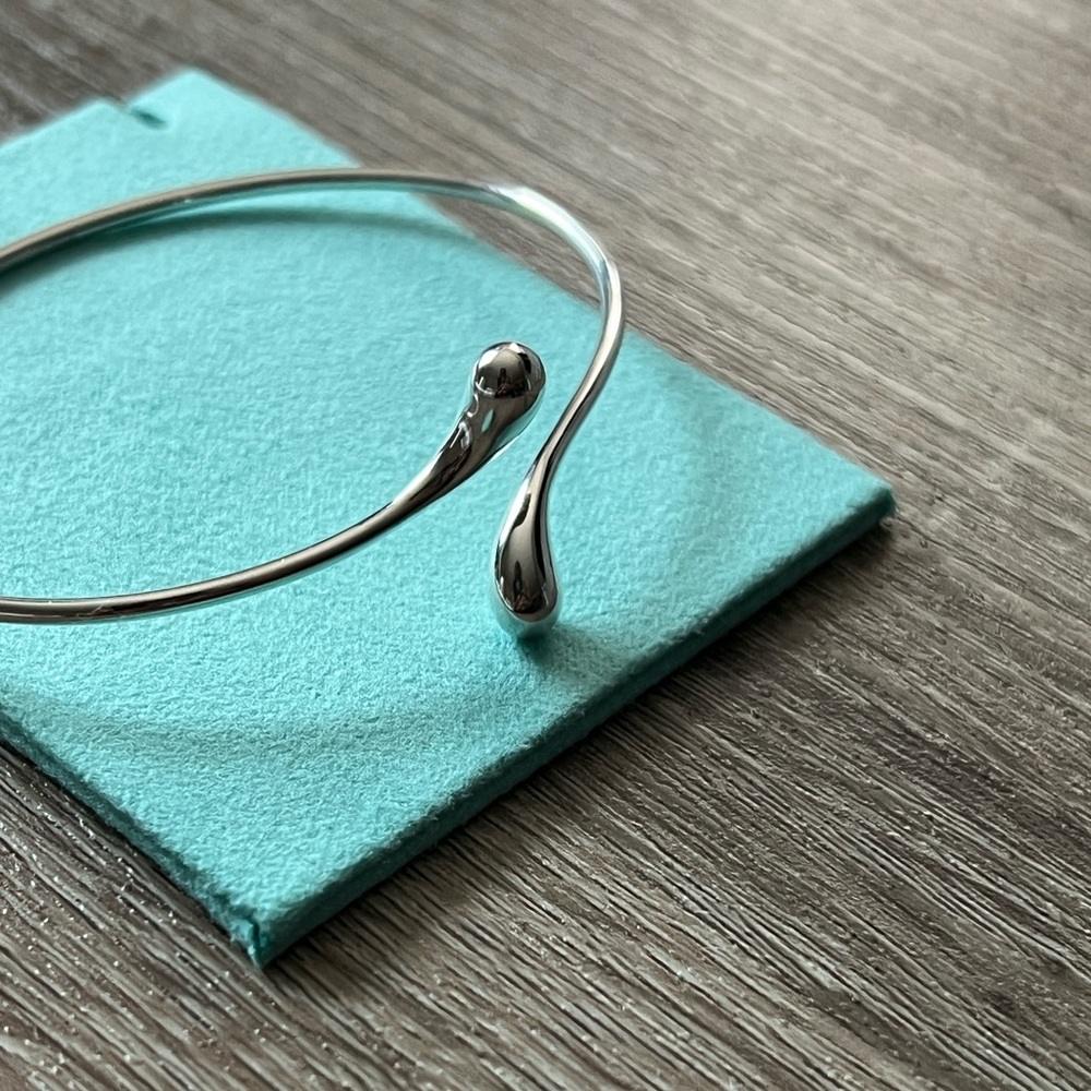Tiffany‎ & Co. teardrop bangle - Picture 2 of 7